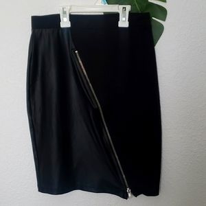 Guess Black Mid Skirt